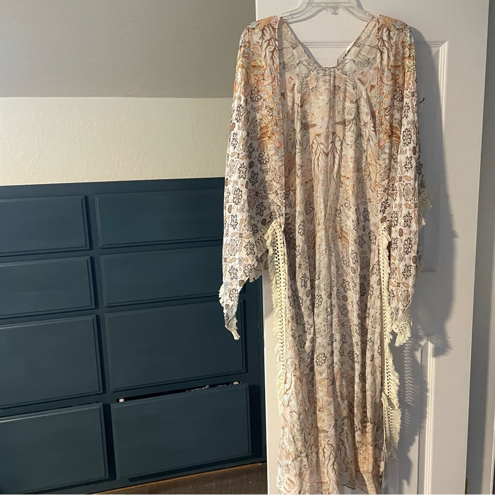 NWT Vici Floral Kimono Cover-Up - Picture 7 of 11